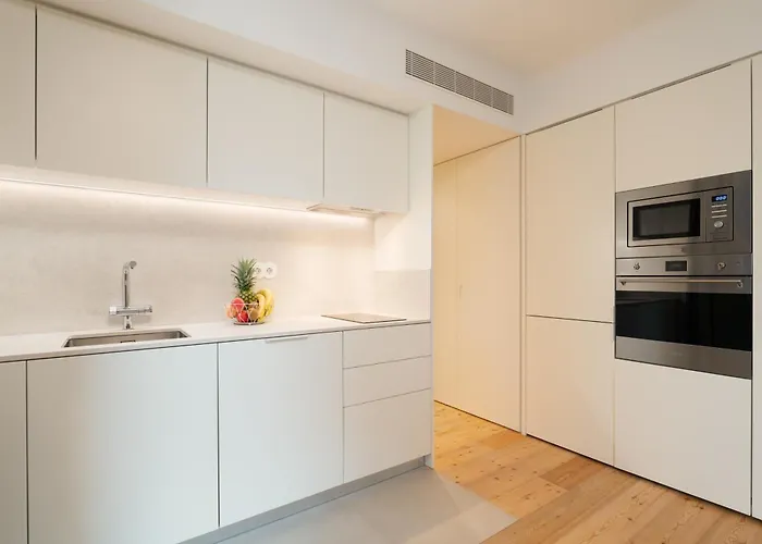 Urban Stylish With Balcony *