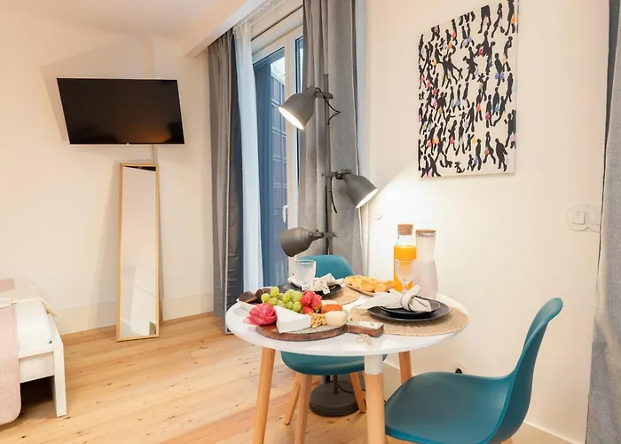 Urban Stylish With Balcony * Porto