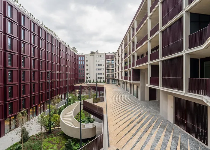 Urban Stylish With Balcony * Oporto